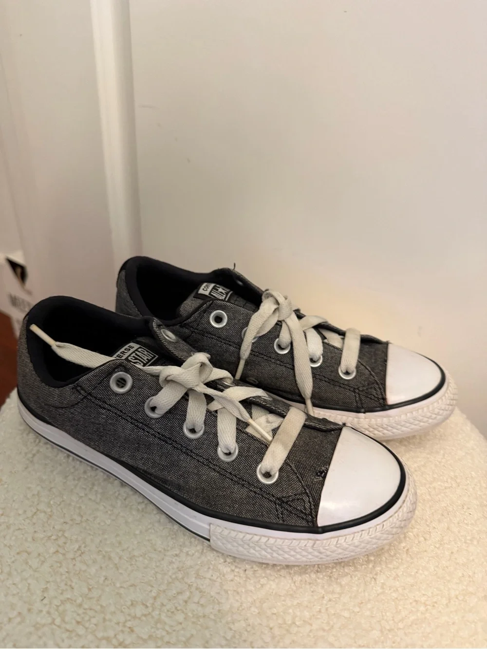 Converse Kids Low Top Sneakers in Charcoal Gray and White